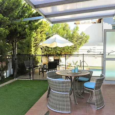 Joy Holiday Dps10 Holiday home Paralimni